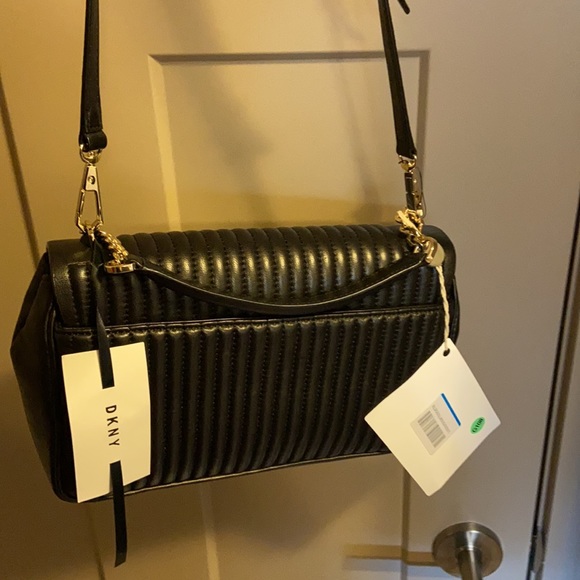 New Dkny flap gansevoort quilted lamb Napa bag - Picture 6 of 11